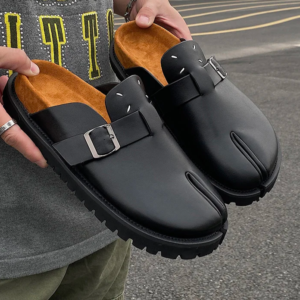 Summer Tabi Cork-Leather Slippers™