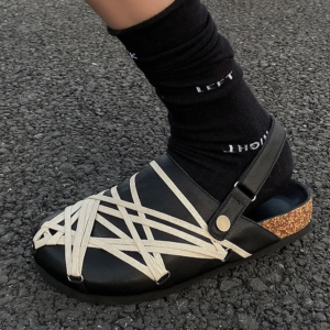 Original Dark Cross-Tie Painted Leather Mules™ – Men’s Summer Sandals