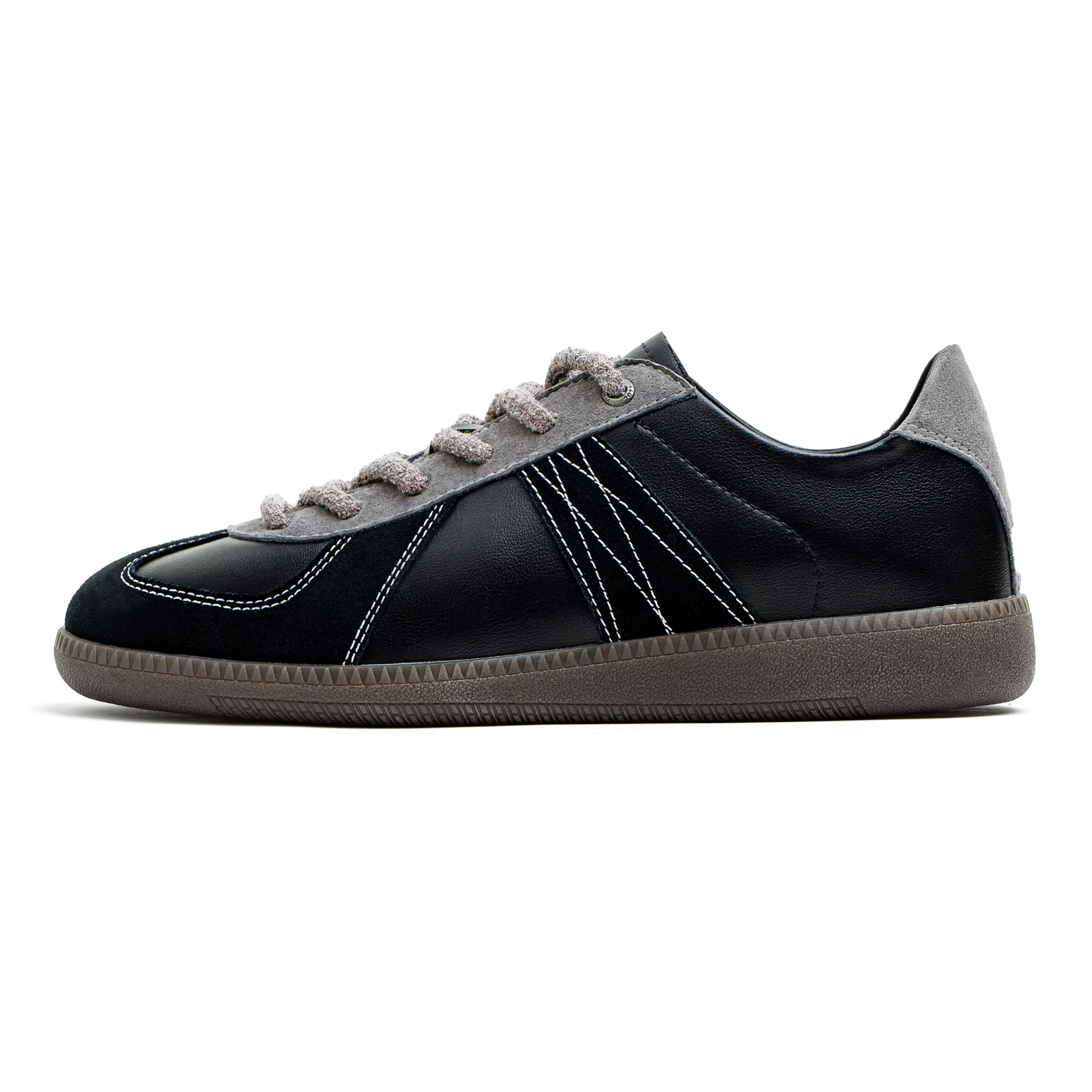 StrasseForm™ Vintage Black Trainer Sneakers – Men’s Low-Top Color-Block Lace-Up Sport Casual Shoes for Spring & Autumn 6