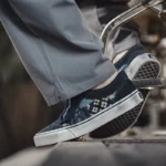 YUKONARI™ Japanese Retro Canvas Shoes | Hand-Painted Totem Sneakers for Men & Women 4