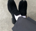 Men’s Suede Split-Toe Tabi Loafers – Comfort Meets Contemporary Style