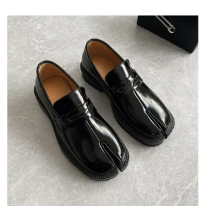 Tabi Loafers