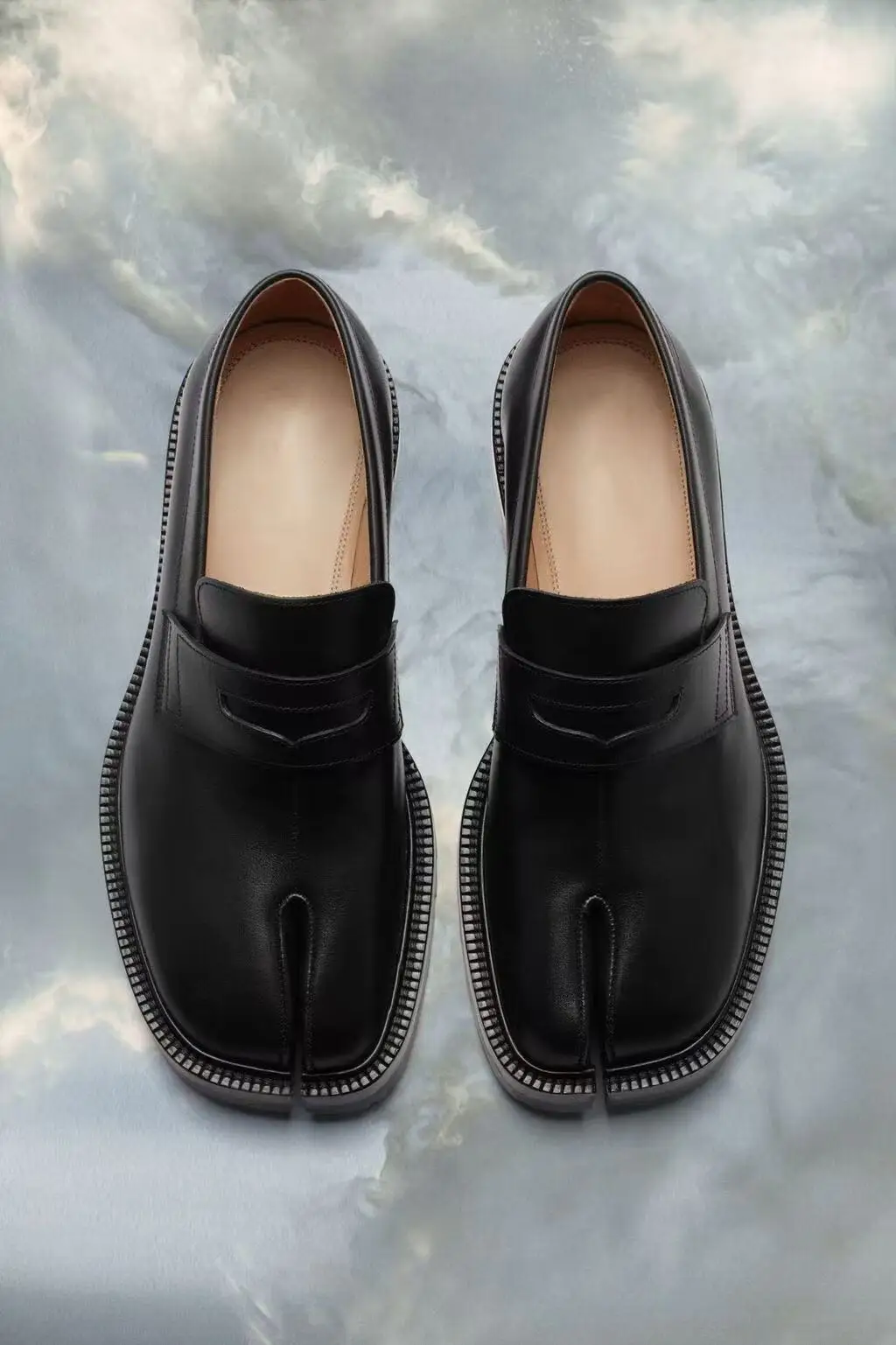 Men’s Tabi Slip-On Loafers – Split Toe Thick Sole Casual Leather Shoes 2