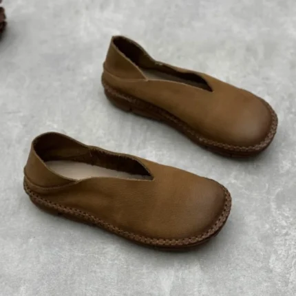 RetroEase™ | Women’s Handmade Cowhide Loafers – Soft Genuine Leather Slip-On Flats for Everyday Wear 1