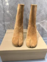 UNITYPUREMAX™ New Unisex Tan Suede Split-Toe Tabi Boots – Japanese-Inspired Mid-Calf Street Style Boots for Men 2