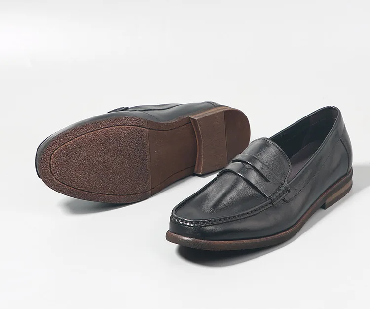 UNITYPUREMAX™ Men’s Genuine Leather British Loafers – Handmade Pointed-Toe Dress Shoes for Weddings & Summer Events 10