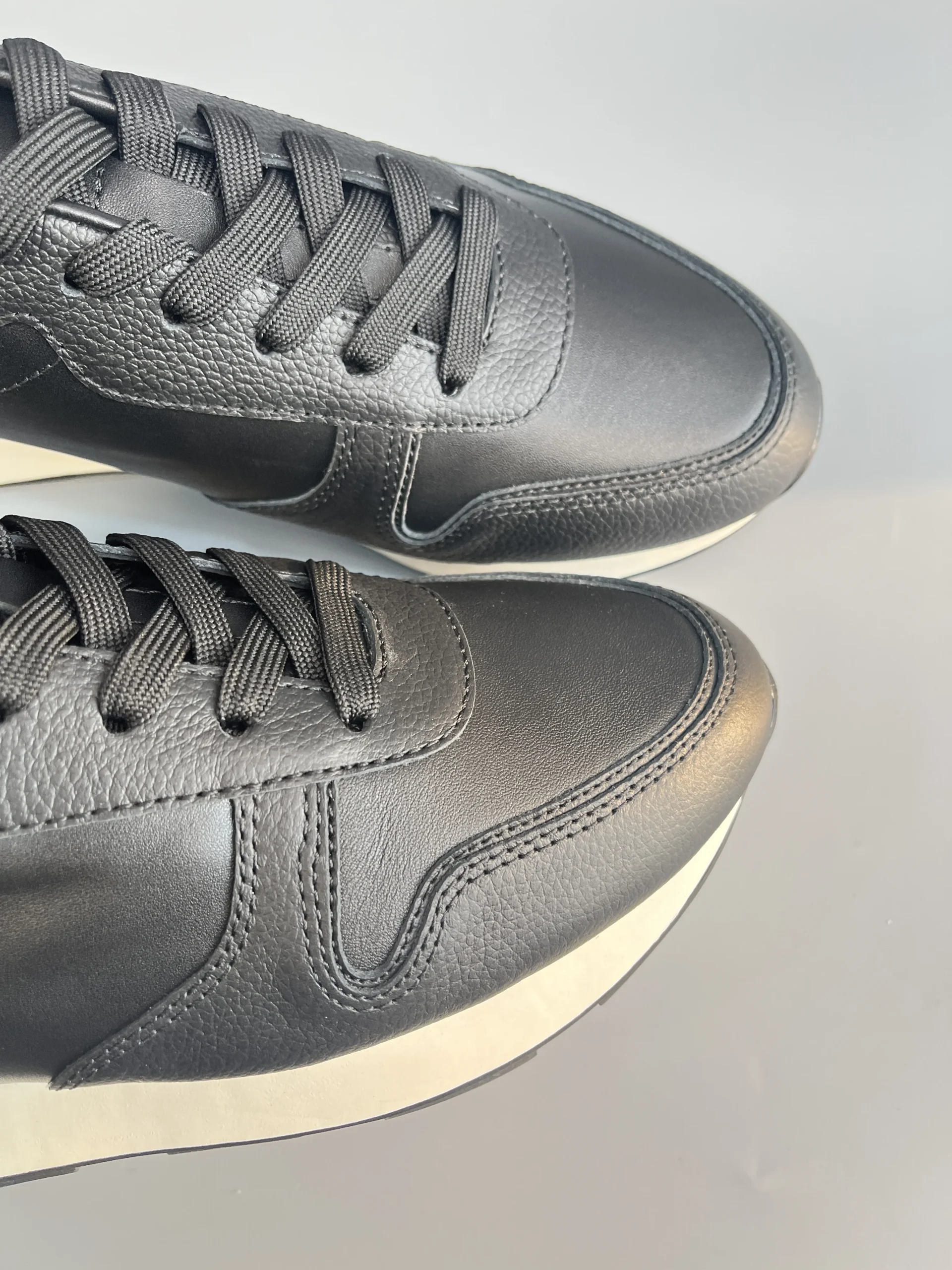 Men’s Minimalist Genuine Leather Sneakers – Waterproof Thick Sole Lace-Up Casual Shoes 3