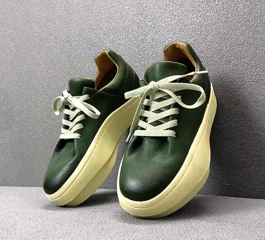 Best Casual Sneakers for Men (Comfort + Style Guide) | UNITYPUREMAX™