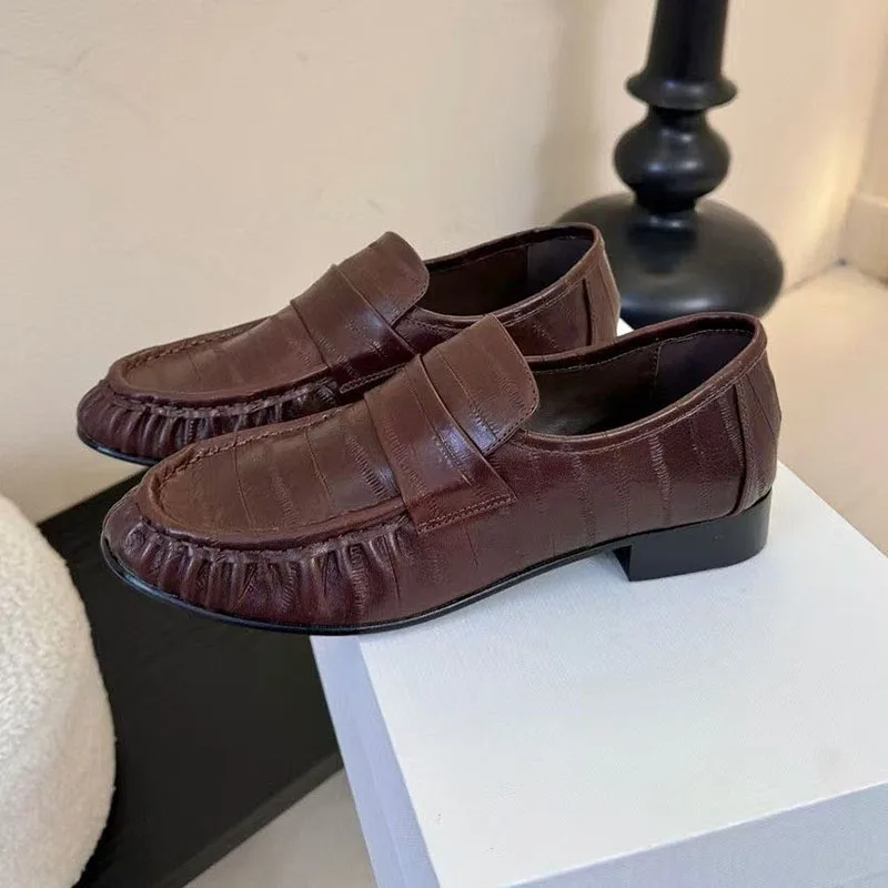 UNITYPUREMAX™ Genuine Leather Pleated Design Women's Loafers 1