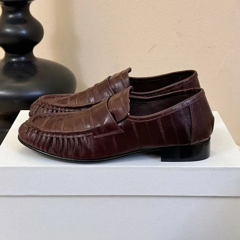 UNITYPUREMAX™ Genuine Leather Pleated Design Women's Loafers 2