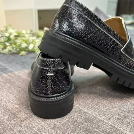 UNITYPUREMAX™ Genuine Women's Black Crackle Leather Tabi Loafers – Split Toe Chunky Sole Flats