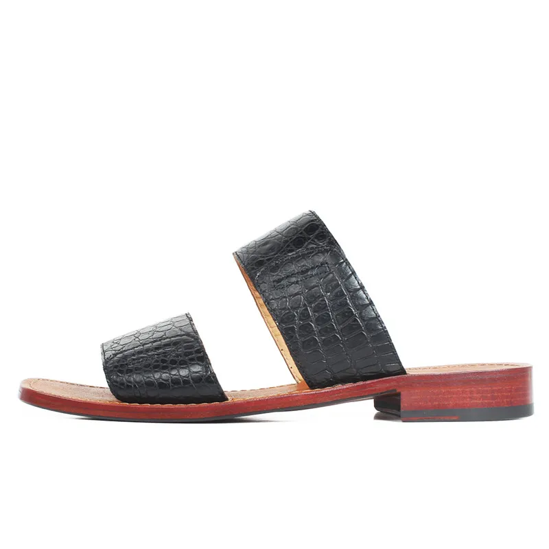 Exotic Leather vs. Italian Leather: Durability and Craftsmanship Compared